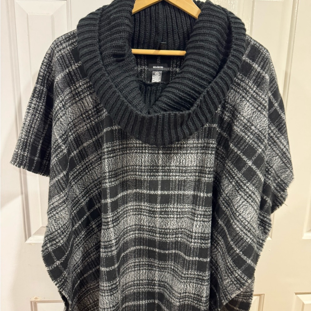 Cozy Plaid Knit Poncho